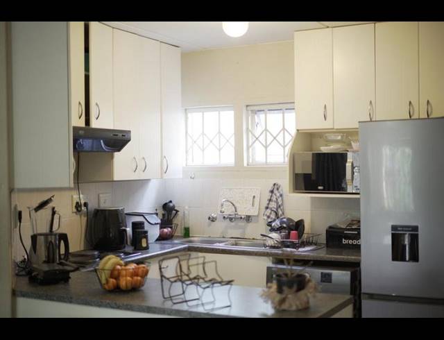 2 BEDROOM PROPERTY TO RENT IN RANDBURG CENTRAL